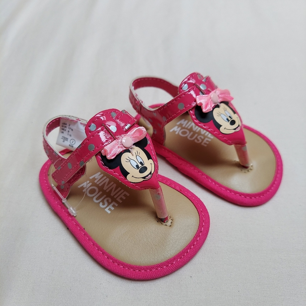 Brand new Disney Minnie Mouse pink sandals Size 2T